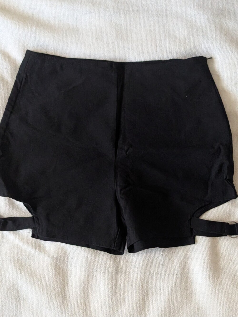 Lychee The Label Truffle Strap Short